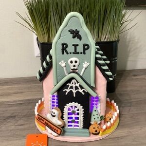 NEW! LIGHT UP COLOR CHANGING RIP GINGERBREAD HALLOWEEN HAUNTED HOUSE